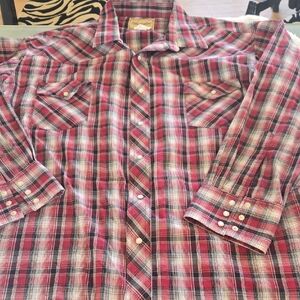 Wrangler Red Plaid Casual Button Down Shirt